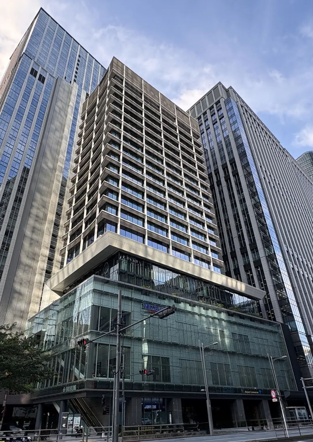 Exterior of Oakwood Premier Tokyo in the Tekko Building near Tokyo Station