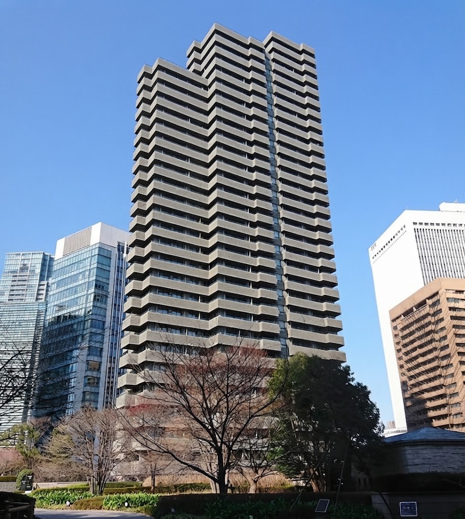 izumi-garden-residence exterior